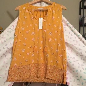 Lucky Brand floral top.